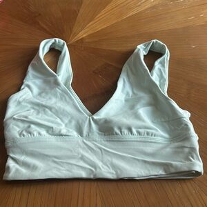 Lululemon v cut bra